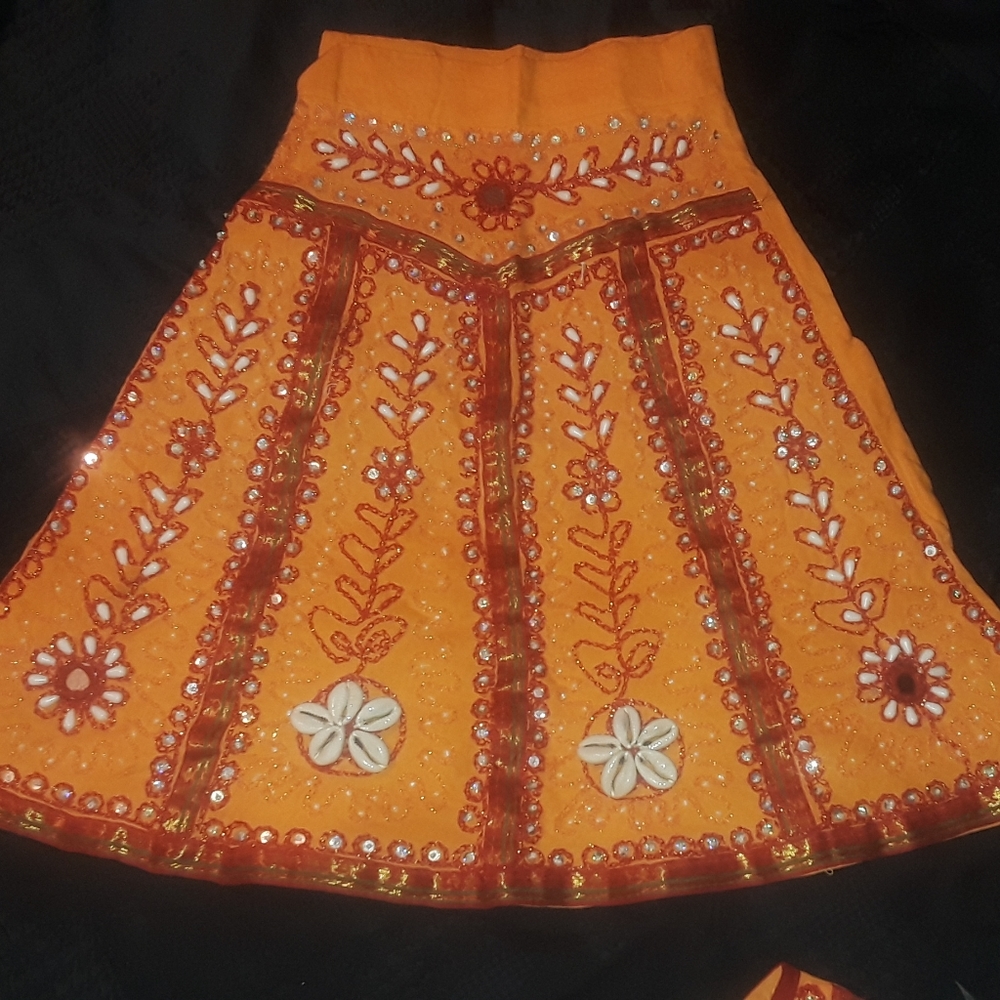 Girls 2 to 4 T 2 piece dressy Outfit